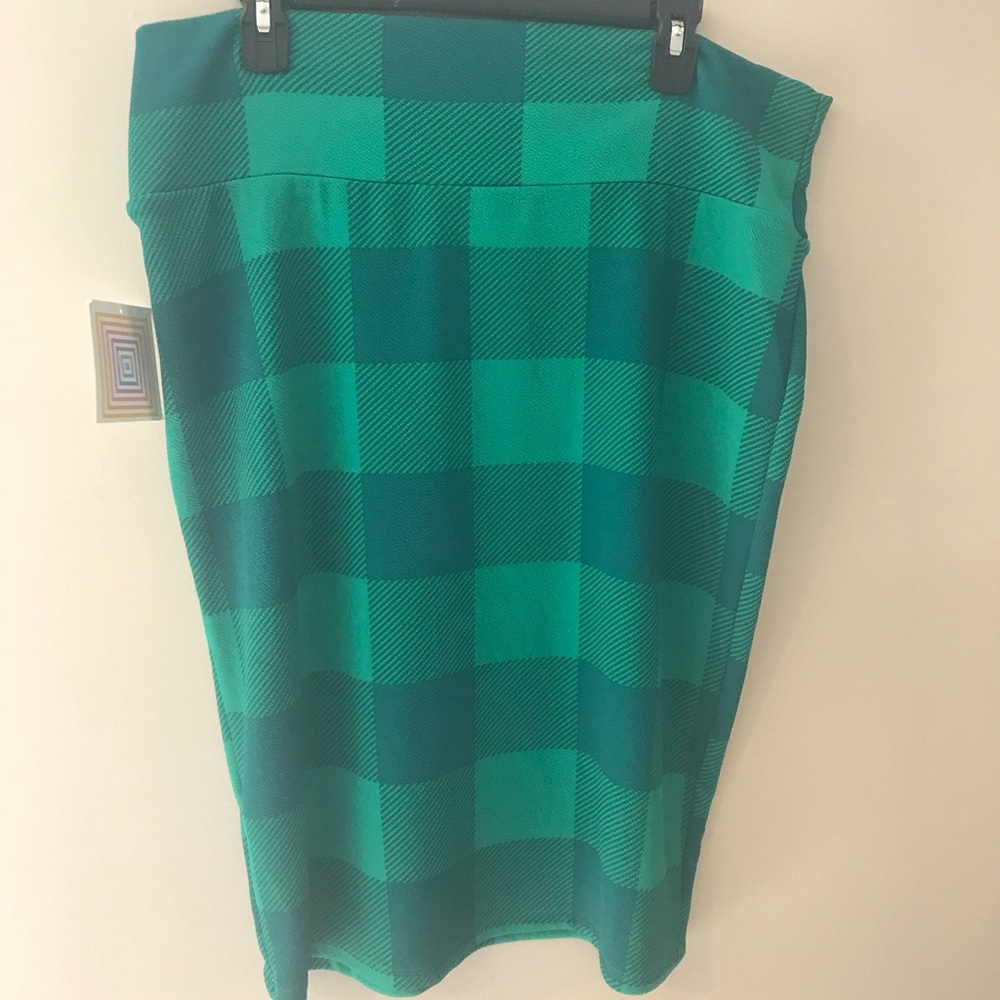 Brand new LuLaRoe Cassie skirt!